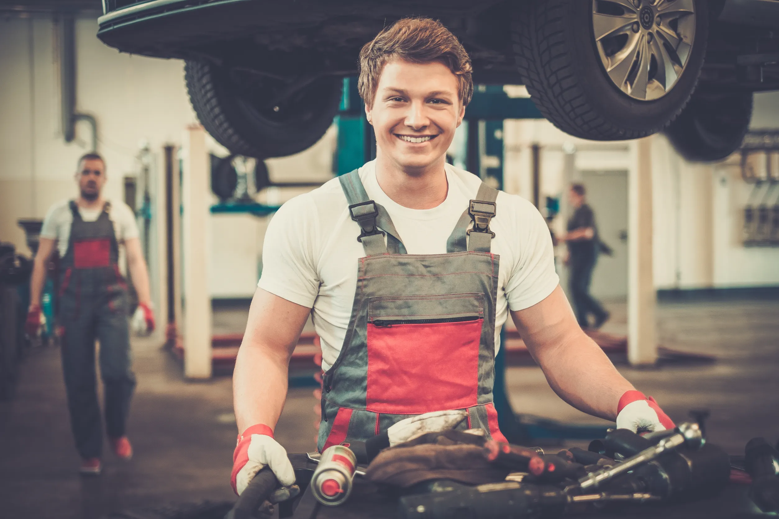 Experienced emergency fuel recovery mechanic in Sydney ready to fix wrong fuel cars